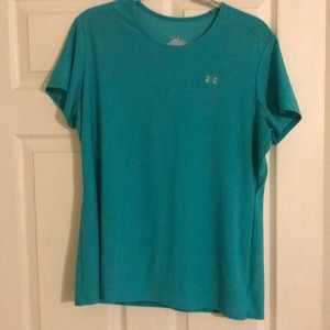 Under Armour Tops - XL Under Armour Heat Gear Under Armour Tops - XL Under Armour Heat Gear